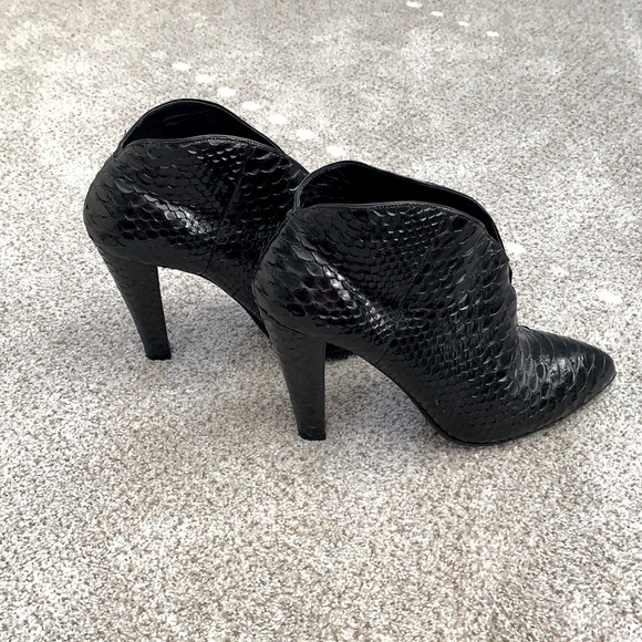 Miu Miu Python Snake Heeled Ankle Booties. Sz 40. - Picture 3 of 8